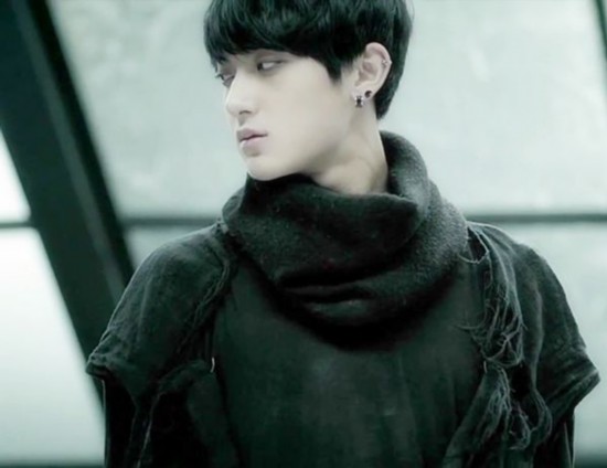 EXO携手汤唯拍杂志写真 鹿晗吴亦凡黄子韬E