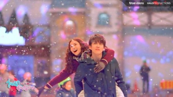  泰版 《 浪漫满屋 》Mike与Aom恋情升级 戏里紧