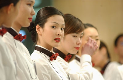 朴信惠杨幂孙俪刘诗诗 揭秘收视女王出道潜规则