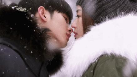 都敏俊<em>锅盖头</em>大热 女粉丝要求男友剪金秀贤发