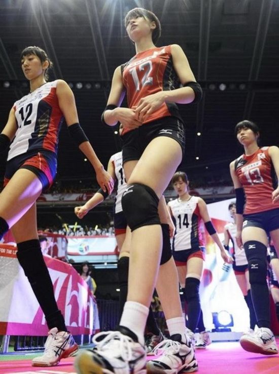 木村纱织高挑的<em>身段</em>和天使般的面庞令她一出道