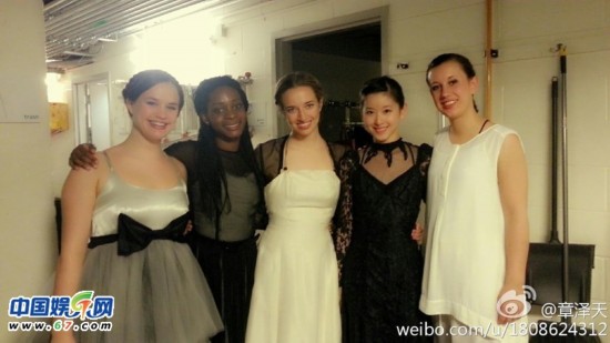 传奶茶妹妹恋京东掌门 <em>清纯</em>私照<em>暴露</em>豪放内心
