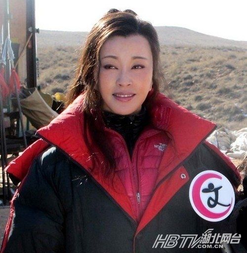 教授14年面容无改学生戏称都教授 探秘娱乐圈