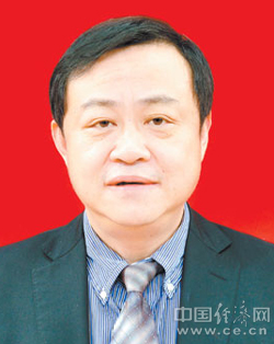 韩冰此前担任四川省雅安市宝兴县县委书记,杨力此前担任雅安市档案局