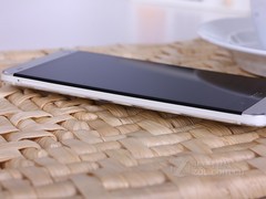 ˫���ĺ������� �ƶ���HTC One�����׷� 