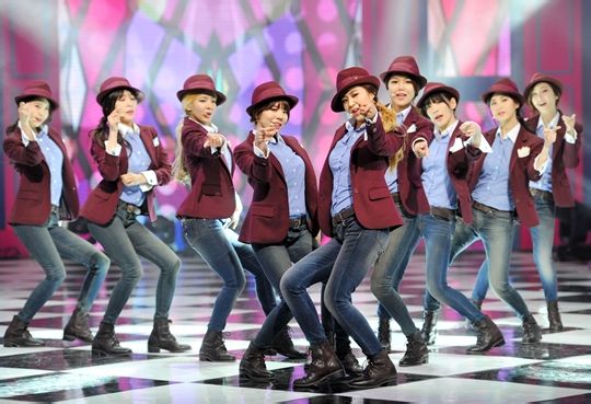 <em>少女时代</em>《Mr. Mr.》回归小分队脱口秀忙不停: