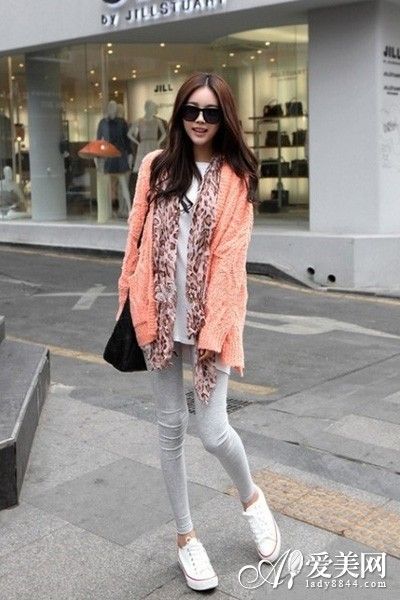 小针织开衫百搭 春季女装最chic单品