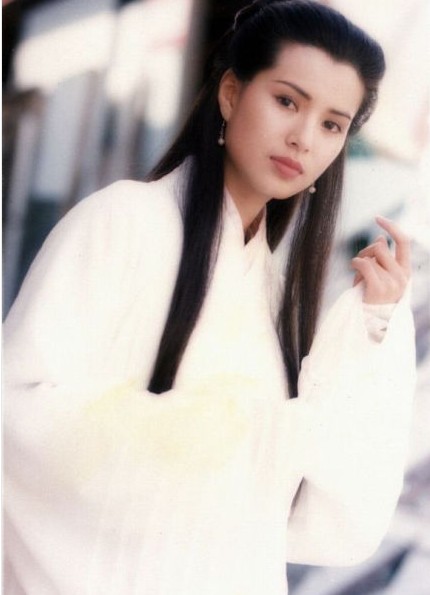 李若彤19年后再扮小龙女仙气不再 回顾小龙女经典剧照