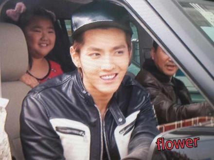 仙鹿到我碗里来:<em>吴亦凡</em>被据说是舅舅和<em>表妹</em>接