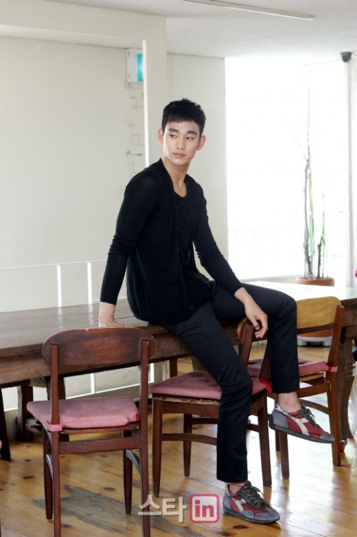 都教授金秀贤发型大全