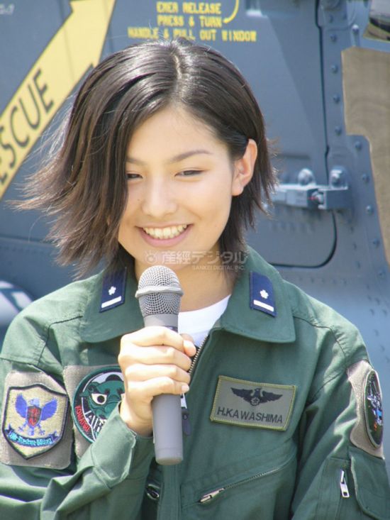 世界各国空军女飞行员大比拼 英姿飒爽不让男兵【19】