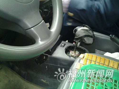 ���ݣ����⳵װ���ܵÿ족���� ˾������������2000Ԫ