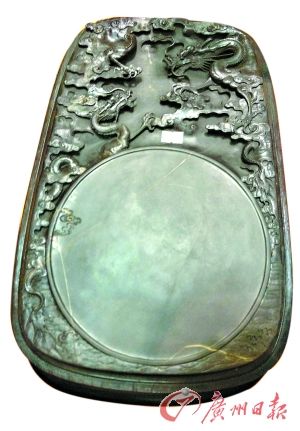 海归端砚回家变宝 千元端砚身价百倍