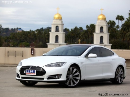 ��˹����˹��MODEL S2014�� MODEL S P85