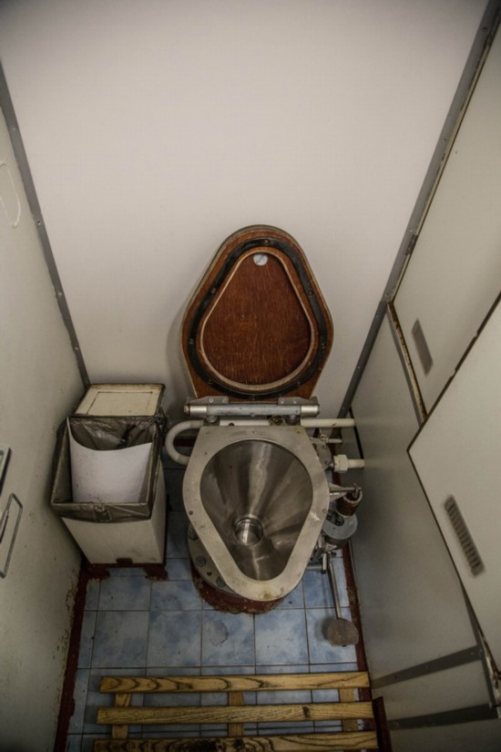 俄军北风之神级核潜艇内舱曝光