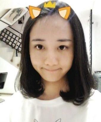 网曝厦门萝莉美女教师照 PK四川最美英语教师(图)