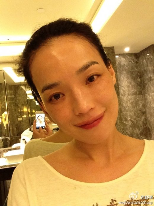 各路女神微博晒素颜 刘诗诗郑爽陈妍希力压众星