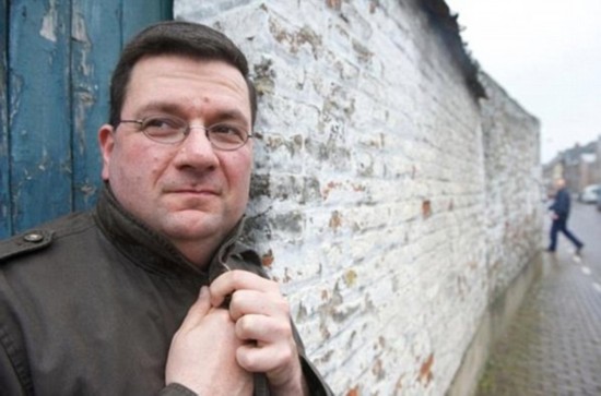 荷兰男子通过性行为向女性捐精 12年生下98个