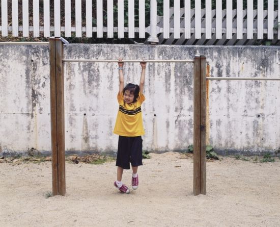 摄影师记录韩国小萝莉的成长时光