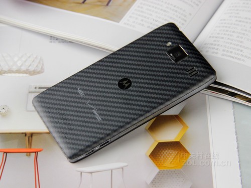 RAZR������ Ħ������RAZR MAXX HD�׽� 