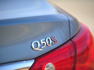 Ӣ�����Ӣ�����Ӣ�����Q502014�� 3.7L �����˶���