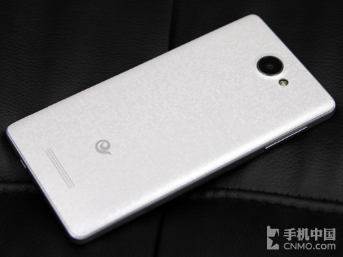 5.5英寸屏极速四核 酷派5951现货抢购中