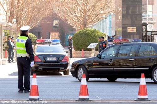 美国第一夫人访华 彭丽媛、米歇尔参观北京中