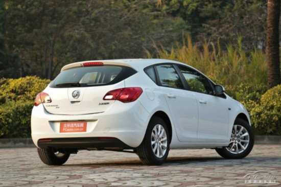 买车两厢和三厢哪个好?分析:前者卖得最好