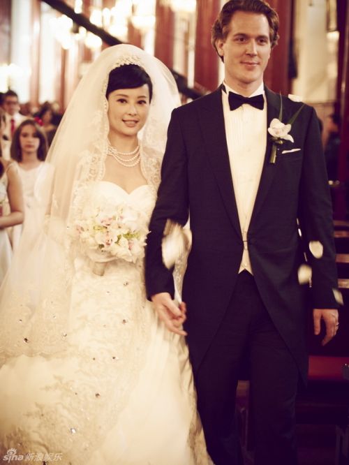 林青霞婚纱照_林青霞婚纱照片(3)
