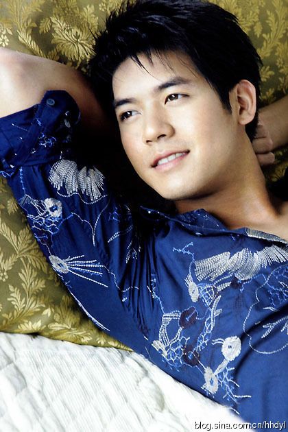 eTikKen阿提查Num 来自泰国的十大秀色可餐男