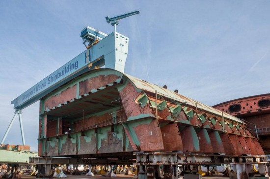 福特号航母电磁弹射器构造曝光(组图)