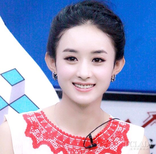  赵丽颖个人资料 家庭背景成名史 他们小时候都