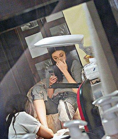 美女明星们恨不得全部封杀的绝版出丑照【组图