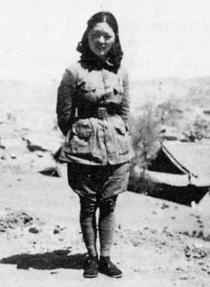 吴丽丽大学毕业后去美国留学