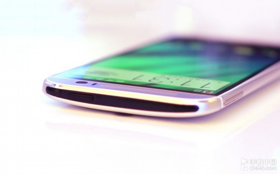 2.5Hz四核旗舰 HTC OneM8行货版试玩