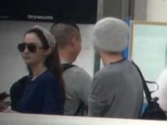  文章姚笛 还有更大猛料 周一见 同游香港只是前