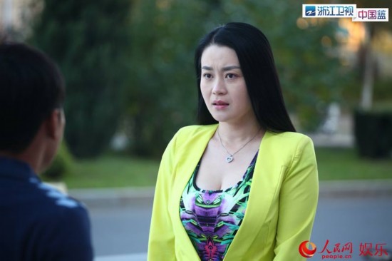 关婷娜穿泳装视频_