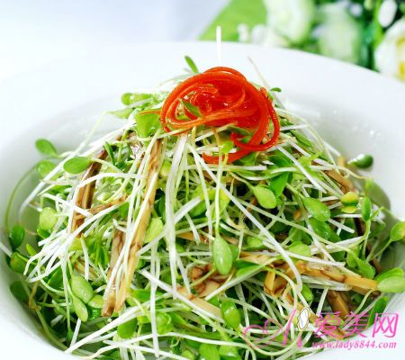 小葱胡萝卜香椿 阳气不足病怏怏这11种蔬菜补