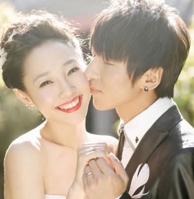 白百何陈羽凡被离婚 模范夫妻躺着中枪表示心