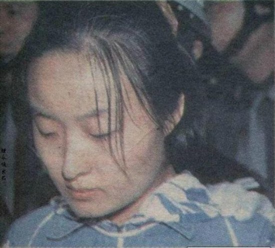 三十年来美女死囚枪决现场照曝光 临死前各种