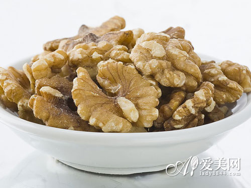 <em>女人</em>吃什么<em>补肾</em>? 9种食物滋阴<em>补肾</em>-食品资讯-鼎