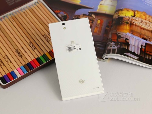 2K��/5000mAh 5.9Ӣ����4��8���»��̵� 
