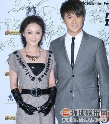 马伊璃文章姚笛童年青涩照 三人糜乱情史大盘