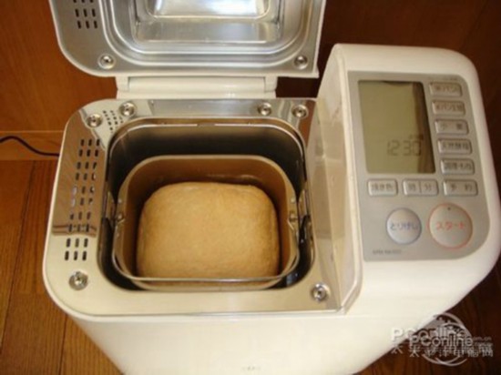 装饰还是实用?家用面包机真的靠谱吗- Micro R