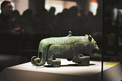 �̴��ķ���˫β��ͭ������ȥ��̬���� ��Ӱ/�������� κͮ