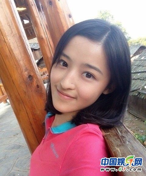 央视体育新晋美女主播网络走红 私密生活照曝