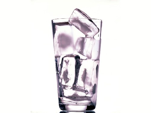 不喝水易损害肝脏 身体缺水19大危害