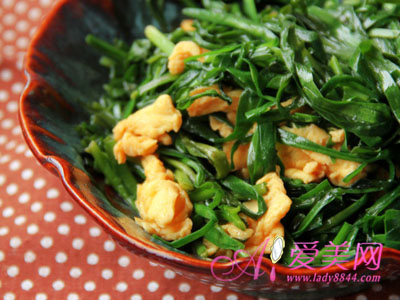 食疗养生:补血丰胸 7款家常菜最益女性