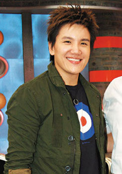 ��ò������ĸ���Ƕ��� СSŮ���������²�