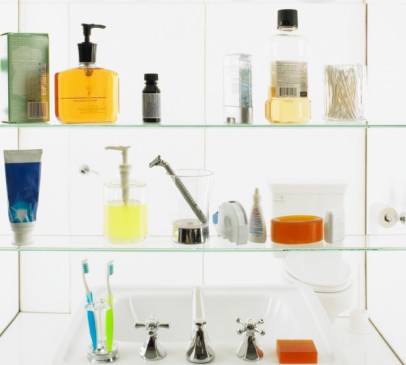 马桶不盖盖子 卫生间里千万不能做的6件事儿